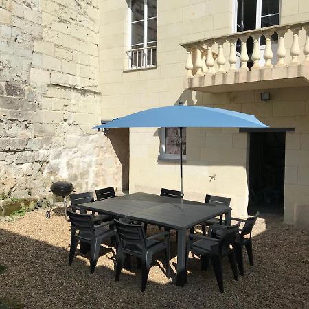 Jolie Maison Tuffeau Centre De Saumur Avec Local Velos โซมูร์ ภายนอก รูปภาพ