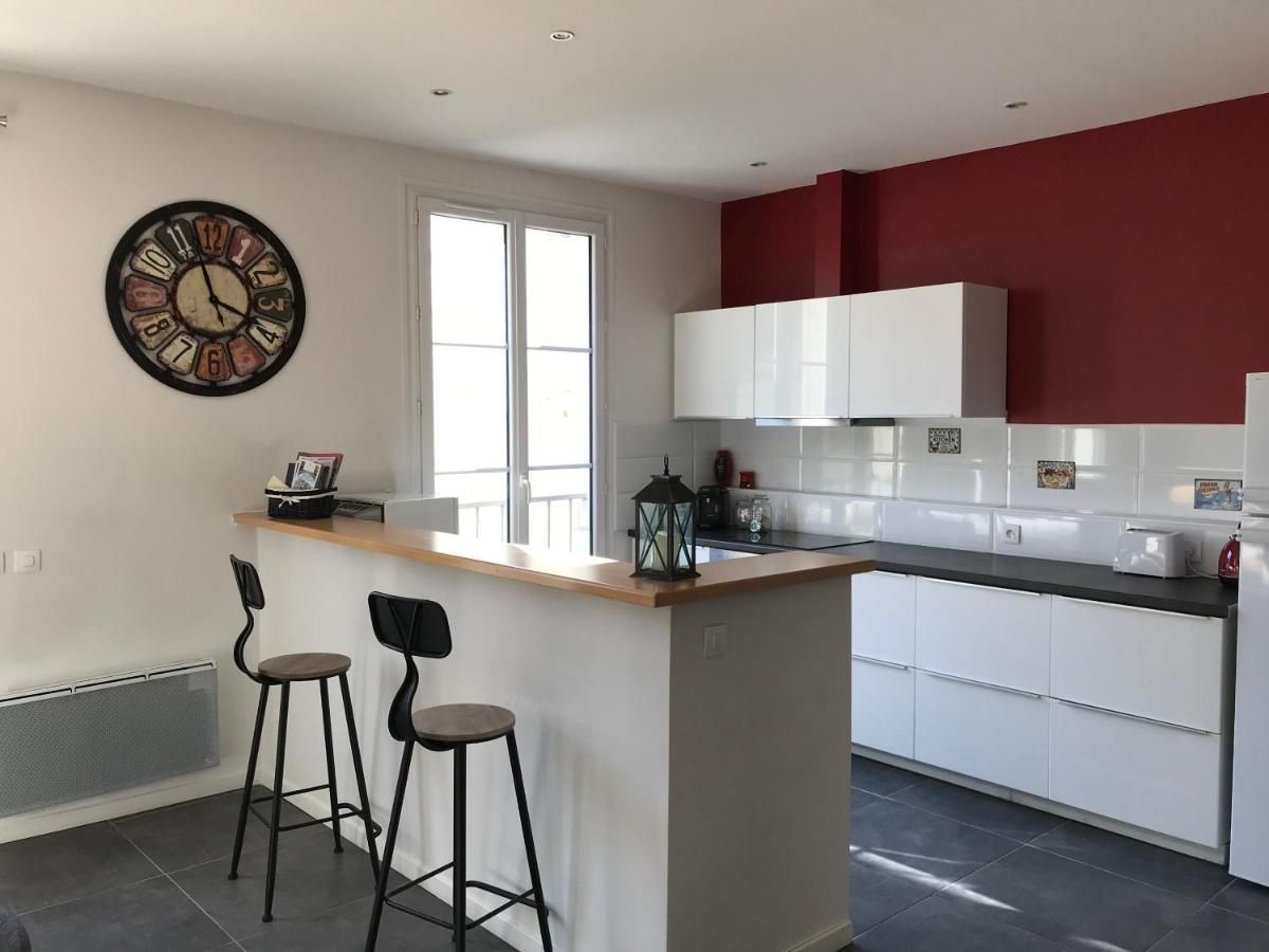 Jolie Maison Tuffeau Centre De Saumur Avec Local Velos โซมูร์ ภายนอก รูปภาพ