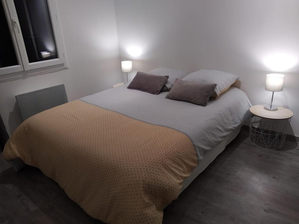 Jolie Maison Tuffeau Centre De Saumur Avec Local Velos โซมูร์ ภายนอก รูปภาพ