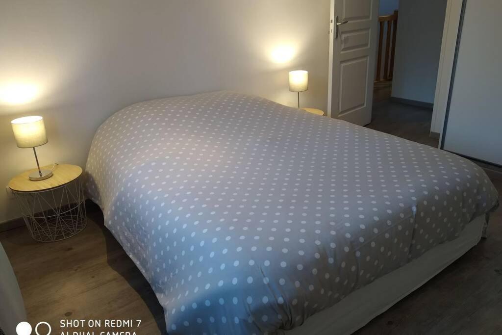Jolie Maison Tuffeau Centre De Saumur Avec Local Velos โซมูร์ ภายนอก รูปภาพ