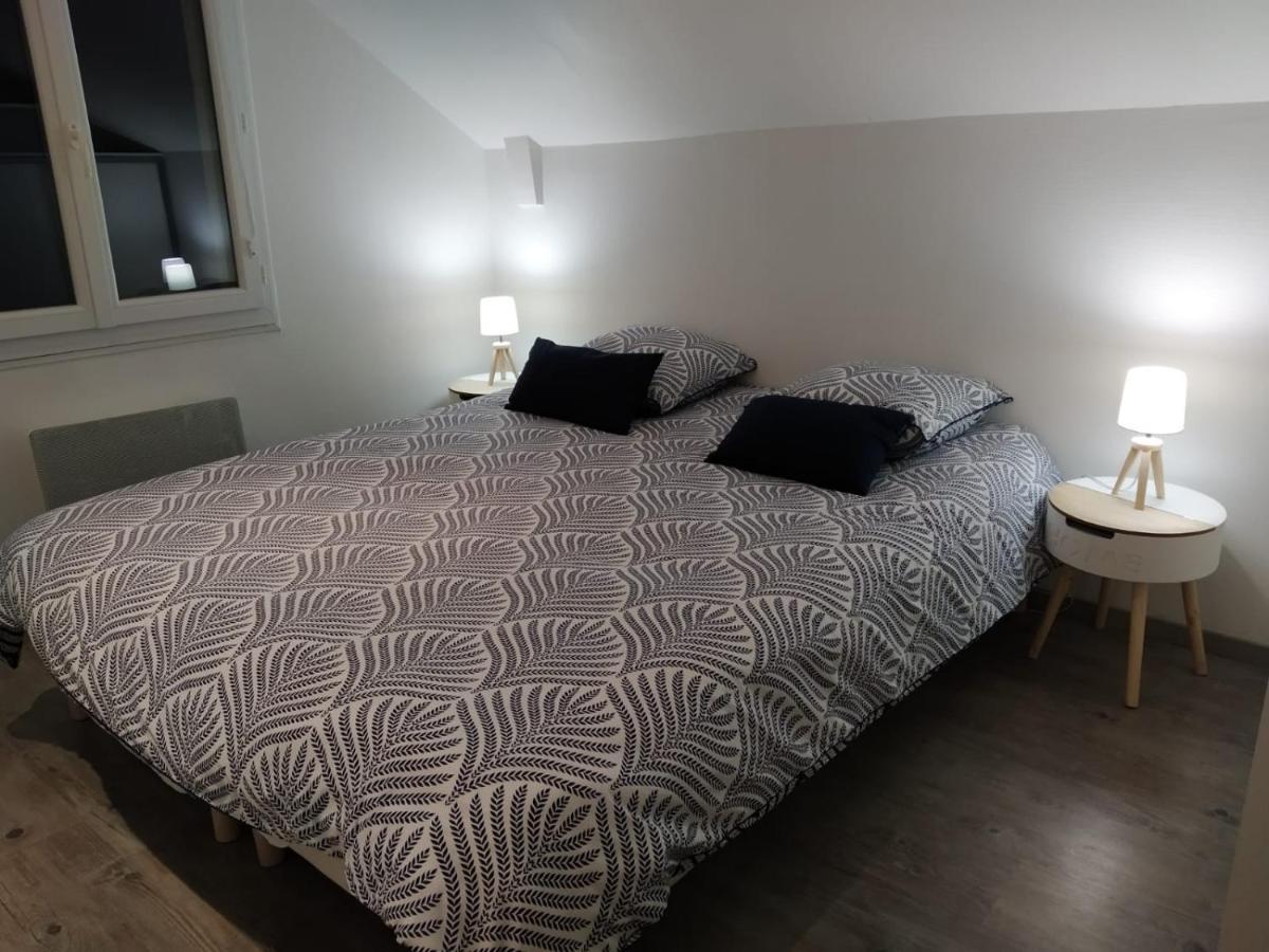 Jolie Maison Tuffeau Centre De Saumur Avec Local Velos โซมูร์ ภายนอก รูปภาพ