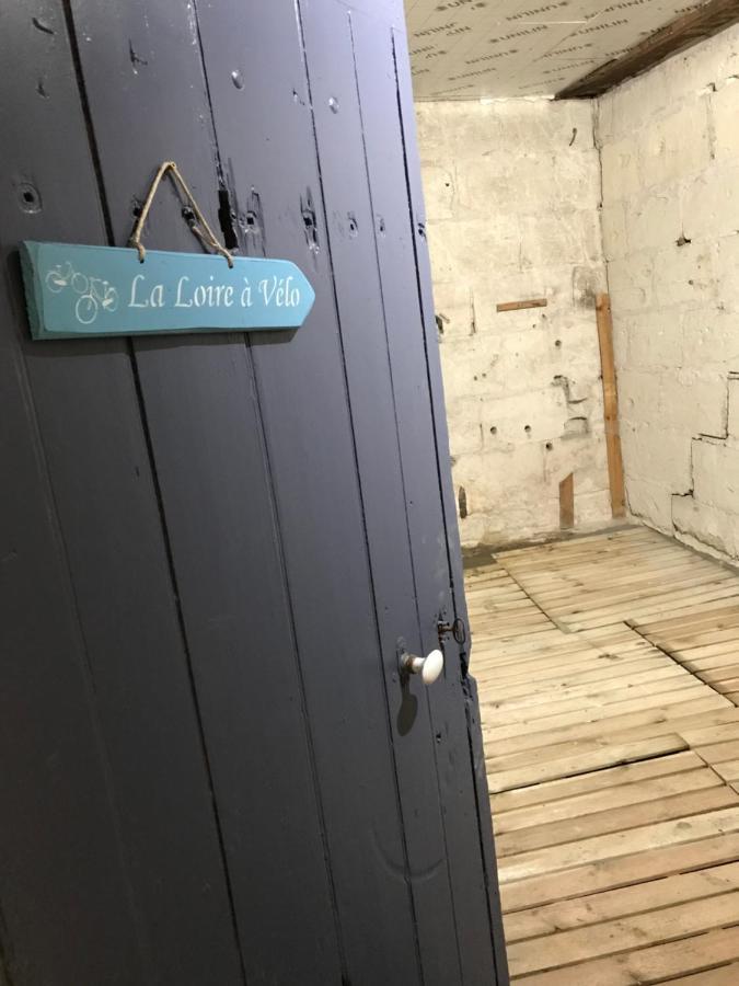 Jolie Maison Tuffeau Centre De Saumur Avec Local Velos โซมูร์ ภายนอก รูปภาพ
